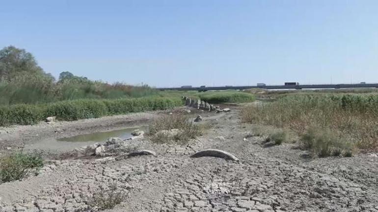 İstanbulda gölün dibinde yatan tarih Tekrar sulara gömüldü