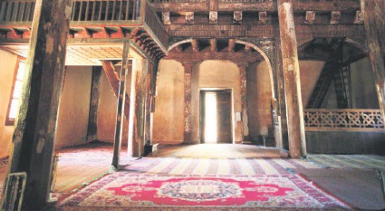 Anadolu’nun ahşap sütunlu camileri