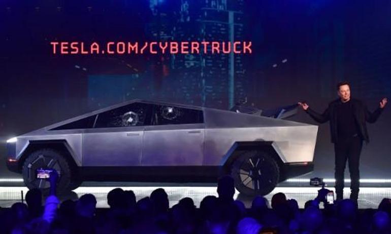 Tesla Cybertruck: 61 bin dolarlık aracın satışı Perşembe günü başlıyor