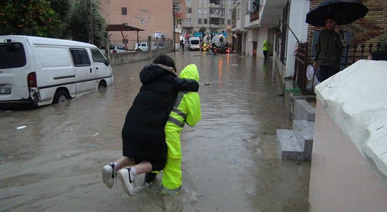 Son dakika: Görüntüler Antalyadan Meteorolojiden kar yağışı uyarısı