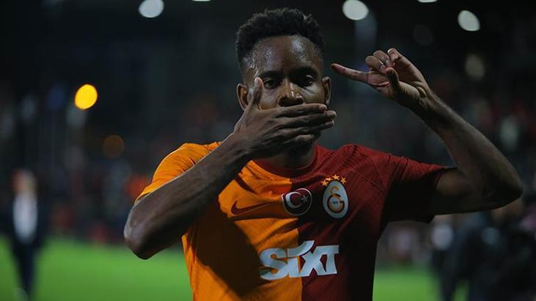 Galatasarayda Bakambudan taraftara yanıt: Fedakarlık yapmaya hazırım