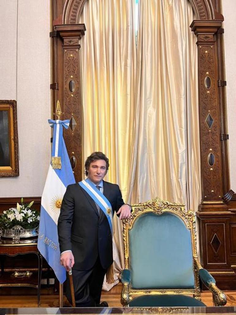 Arjantin’in çok konuşulan ismi Javier Milei göreve başladı