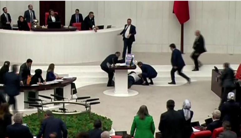 Mecliste fenalaşan milletvekili Hasan Bitmez hayatını kaybetti