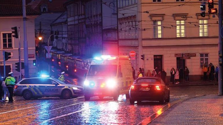 Pragda silahlı saldırı Ölü ve yaralılar var