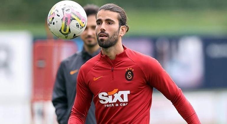 Galatasarayda 3 oyuncu UEFAda liste dışı Sözleşmesi donduruluyor
