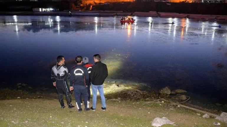 Kahramanmaraşta yürek yakan olay 3 çocuk nehre düştü