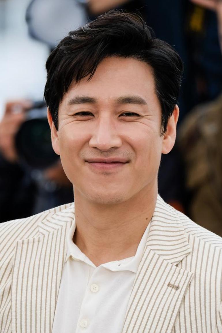Oscar ödüllü Parasite filminin oyuncusu Lee Sun-kyun aracında ölü bulundu