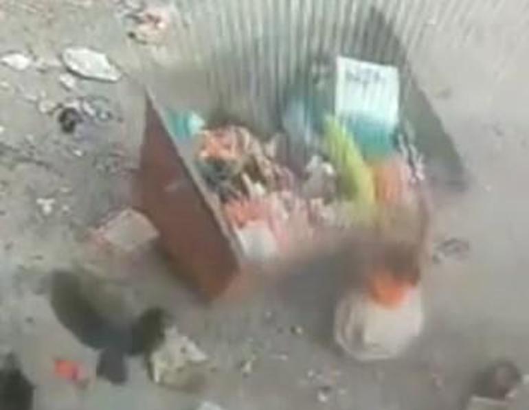 Yer: Yemen Çöpten yemek toplarken yaşamını yitirdi, konteynerin altında kaldı