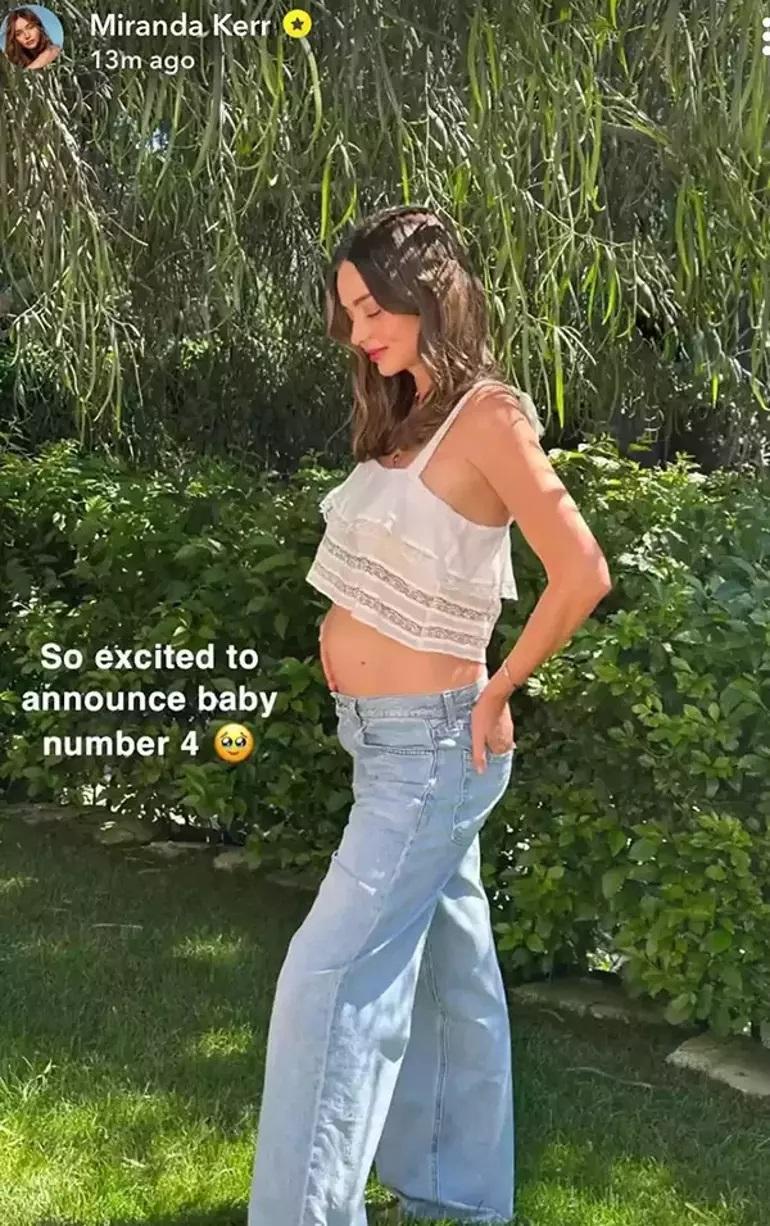 Dördüncü bebek heyecanı Miranda Kerrin karnı burnunda