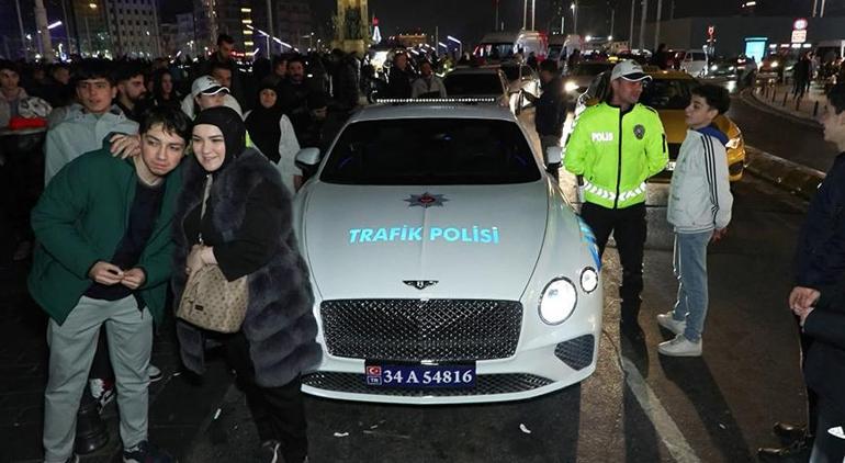 Suç örgütlerinden ele geçirilen lüks araçlar Taksimde