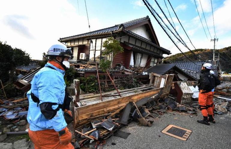 Japonyadaki 7.6lık depremde can kaybı yükseldi