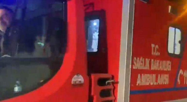 Vanda kar ve çığ esareti Hasta çocuk, paletli ambulansla alındı