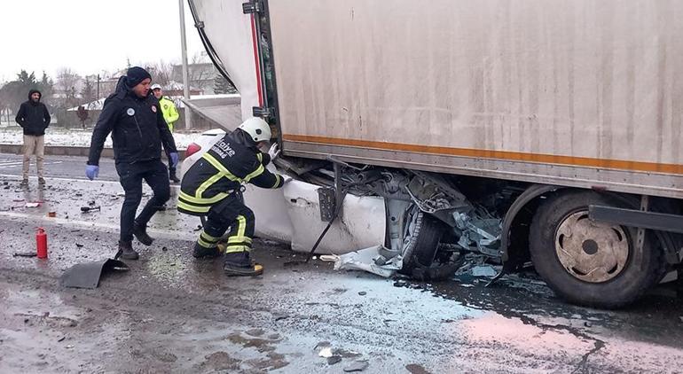 Tekirdağ’da feci kaza 17 yaşındaki genç hayatını kaybetti