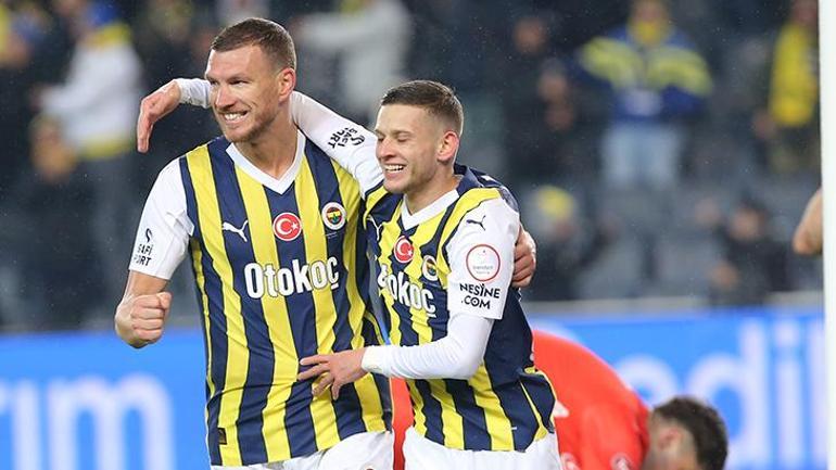 Hat-trick makinesi Fenerbahçe Dzeko damga vurdu, rekor geldi