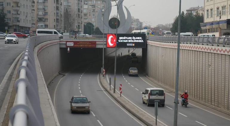 Kahramanmaraşta duygulandıran mesaj Görenlerin gözleri doldu