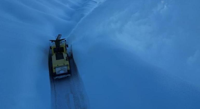 Artvin Camili bölgesinde 4 metre karla mücadele