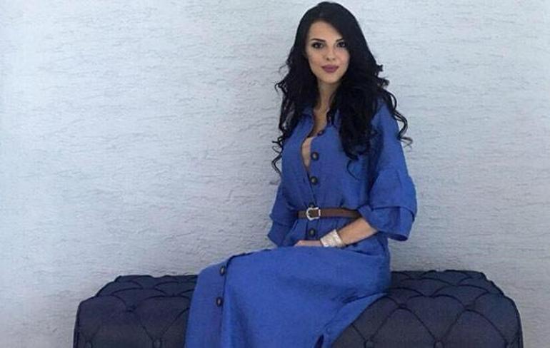 Şarkıcı Esra Akmanın kardeşi 10. kattan düşerek hayatını kaybetti