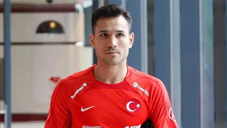 Fatih Terim kalecisini Süper Ligden buldu Samet Akaydin sonrası bir transfer daha