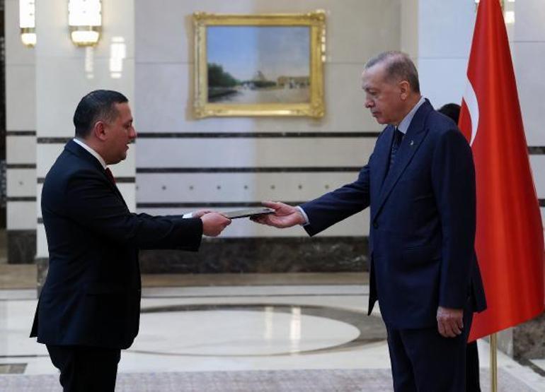 Cumhurbaşkanı Erdoğana, büyükelçilerden güven mektubu
