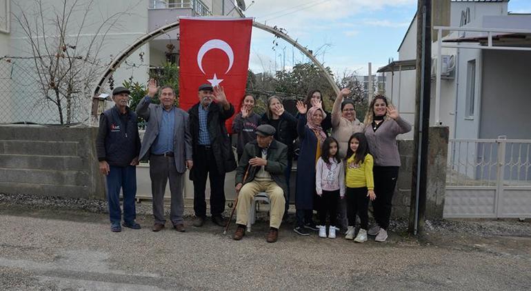 İlk Türk astronot uzay yolunda: Bakan Kacır aileyle görüştü