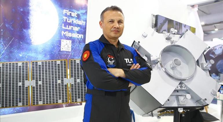 Uzay yolculuğu ertelendi Türk astronotu taşıyacak araç bu gece fırlatılacak