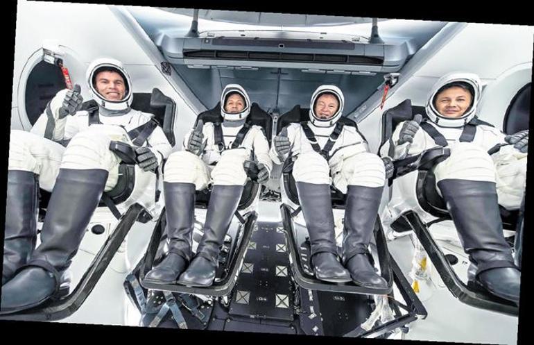 Türkiyenin ilk astronotu Alper Gezeravcı uzaydaki eve varıyor