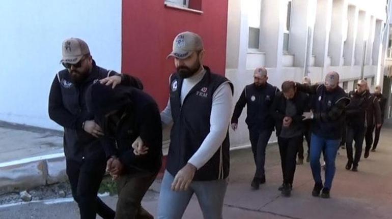 Kırmızı bültenle aranan DEAŞ üyeleri Adana’da yakalandı