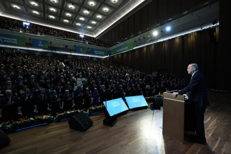 Cumhurbaşkanı Erdoğan, seçim beyannamesini açıkladı