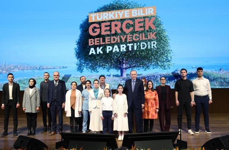 Cumhurbaşkanı Erdoğan, seçim beyannamesini açıkladı