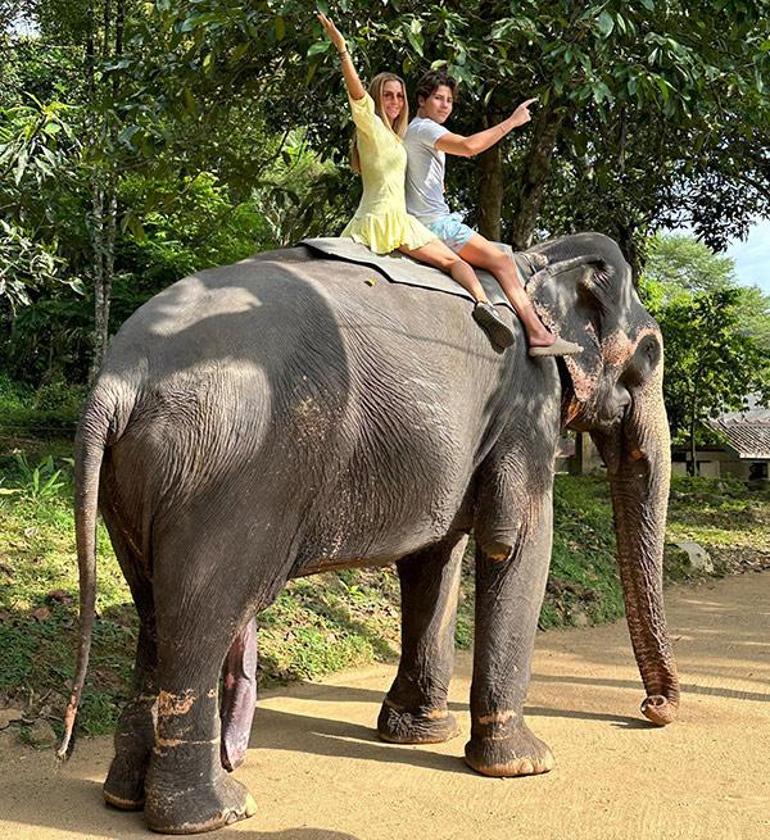 İvana Sert-Sezer Dermenci çiftinin tatil keyfi Sri Lankada fil yıkama serüveni