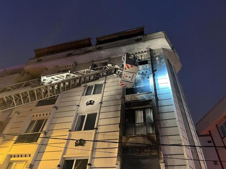 4 katlı binada korkutan yangın Mahsur kalanlar kurtarıldı