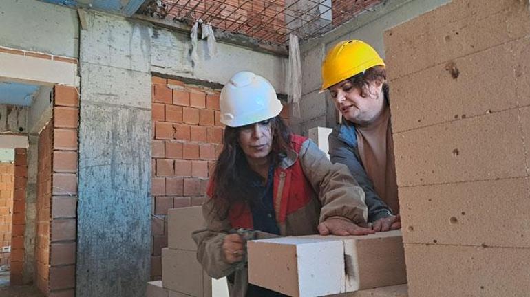 60 bin lira maaşla usta yok: Kadın müteahhit inşaatı bitirmeye çalışıyor