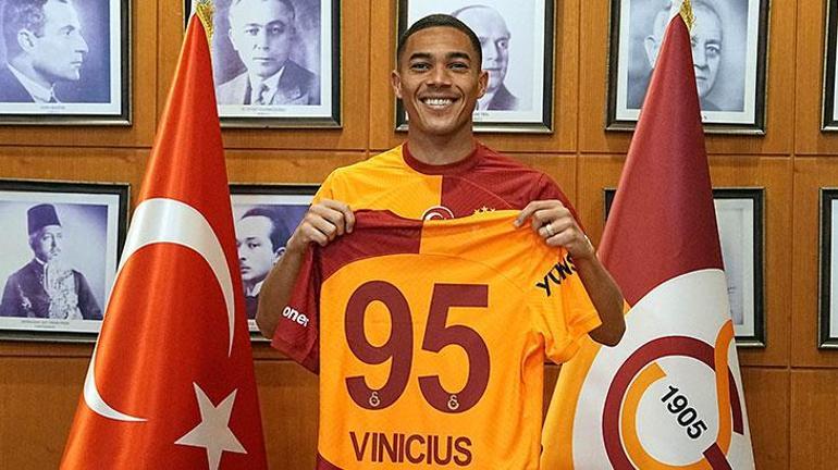 SON DAKİKA | Galatasarayın yeni transferi Manchester Unitedtan Anlaşma sağlandı