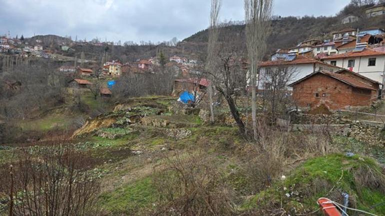 Korkutan açıklama Köy ikiye yarıldı: Ne heyelan ne de toprak kayması