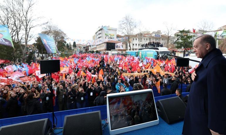 AK Parti programına saldırı Erdoğan: Bir saldırgan yakalandı