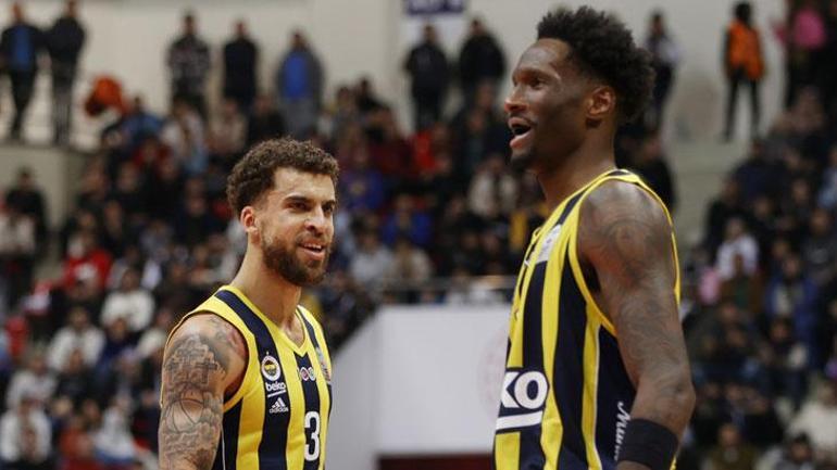 SON DAKİKA | Türkiye Kupası Fenerbahçe Bekonun Anadolu Efesi 80-67 mağlup etti