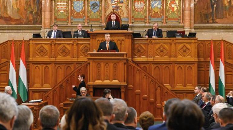 Macaristan parlamentosu İsveçin NATO üyeliğini onayladı