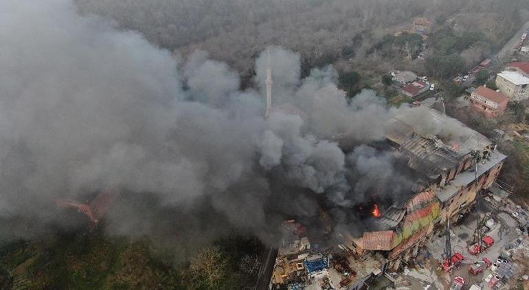 Son dakika: İstanbulda fabrika yangını kontrol altına alındı