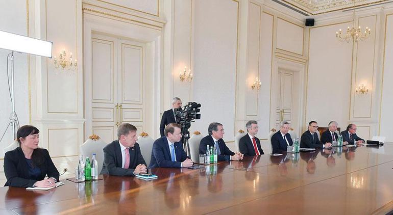 Aliyev: Macron Borrell ve onlar gibiler tarafından suçlanıyoruz
