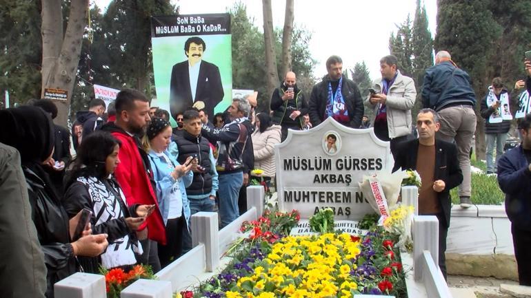 Müslüm Gürses ölümünün 11inci yıl dönümünde mezarı başında anıldı
