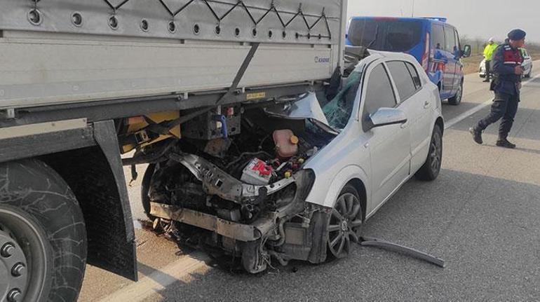 Konyada feci kaza Sürücü ağır yaralandı
