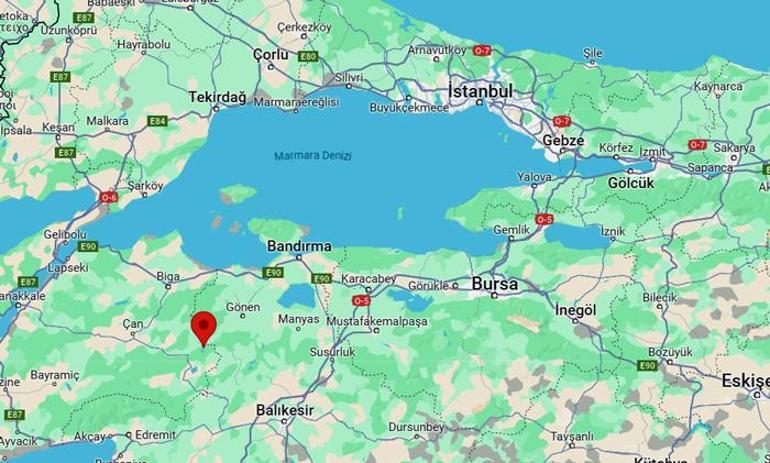 Son dakika Çanakkalede 4.9 büyüklüğünde deprem İstanbulda da hissedildi
