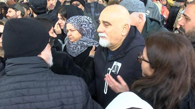 Efe Depremin cenazesine ünlü akını Gözyaşları sel oldu