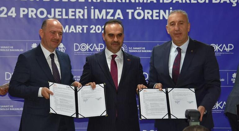 Bakan Kacır: Türkiye’yi yatırımlarla ilmek ilmek dokuduk