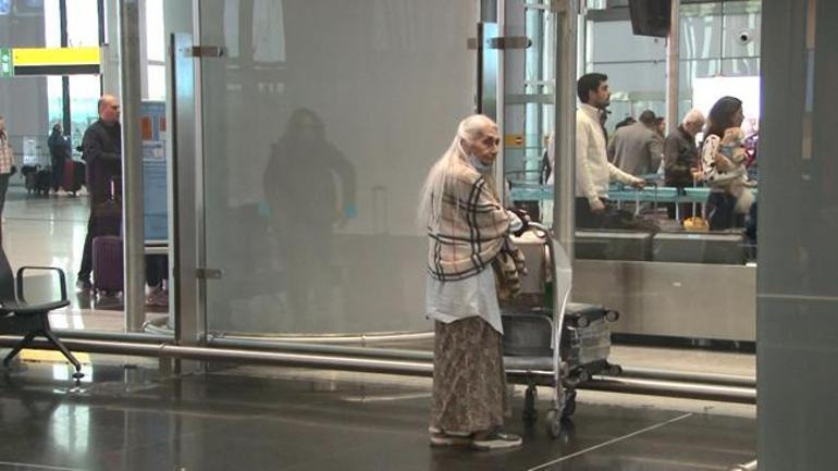 İstanbul Havalimanında sıkışıp kaldı Çaresiz bekleyiş Silivride son buldu