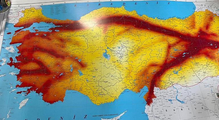 Bursa’da yeni bir fay hattı tespit edildi Büyük İstanbul depremi için tarih verdi