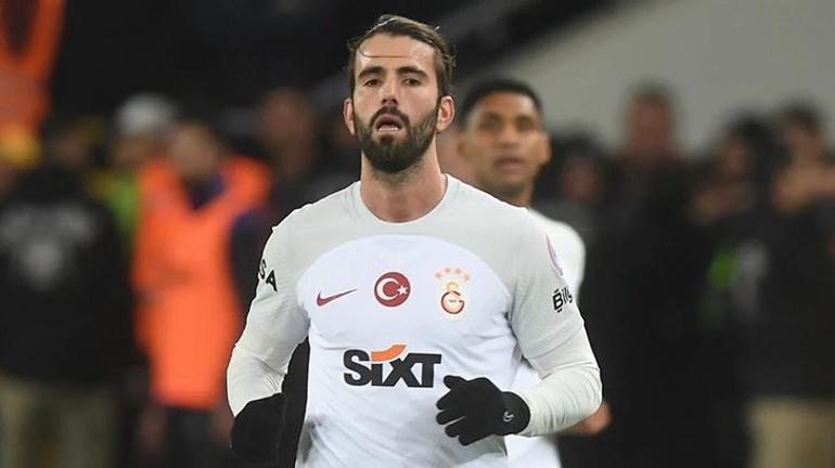 Galatasarayda ayrılık kararı Kulüp aramaya başladı