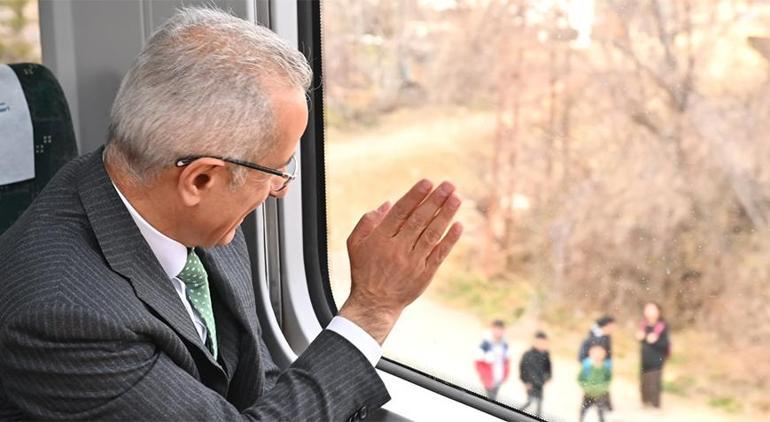 Bakan Uraloğlu duyurdu Ankara-İstanbul arası süper hızlı tren projesine başlandı