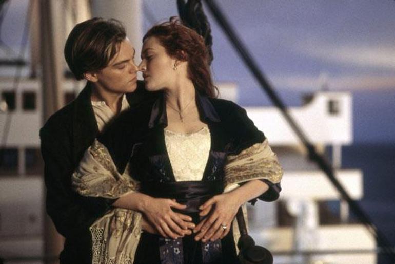 Titanicteki meşhur kapı rekor fiyata satıldı