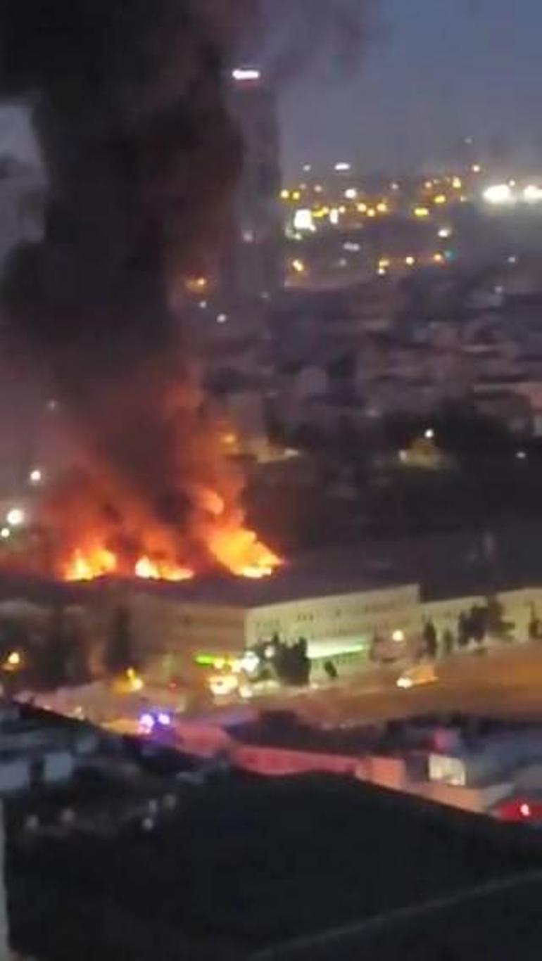 İstanbulda korkutan fabrika yangını